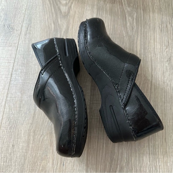 Saninta black Milan professional clog slip resistant - Picture 2 of 8